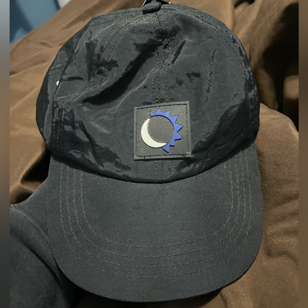 Vintage Marlboro Gear ‘99 Goin To The Ranch Cap Hat Strap Back Vented NWT